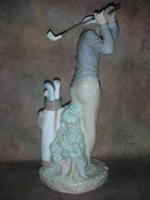 Статуэтка. Фарфор. Гольфист. Lladro. Испания