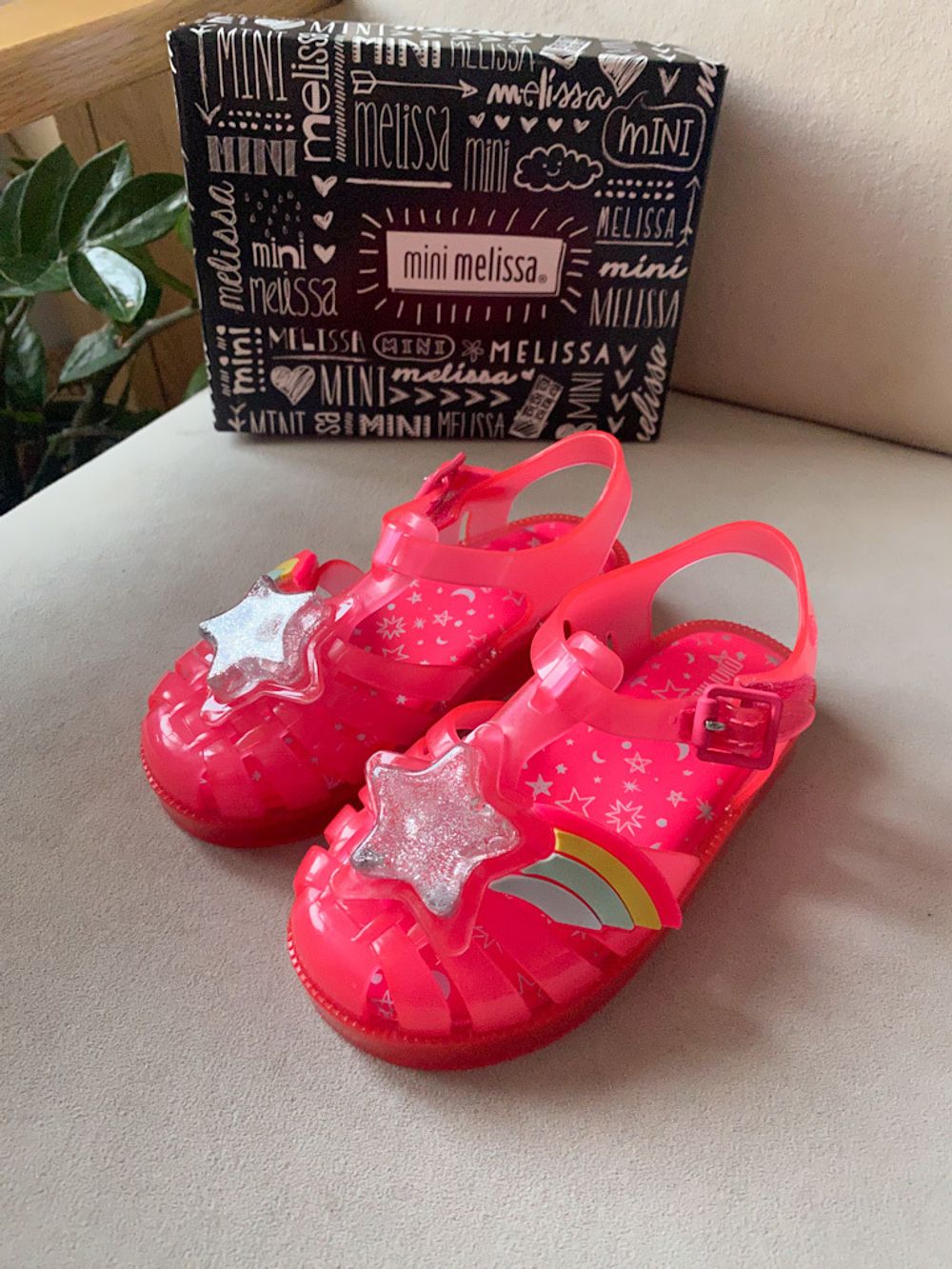 Новые сандалии Mini Melissa, 24