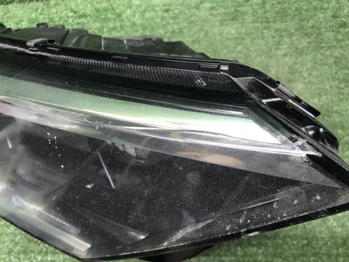 Битая Фара правая VW Polo 6 (2020-2022) LED