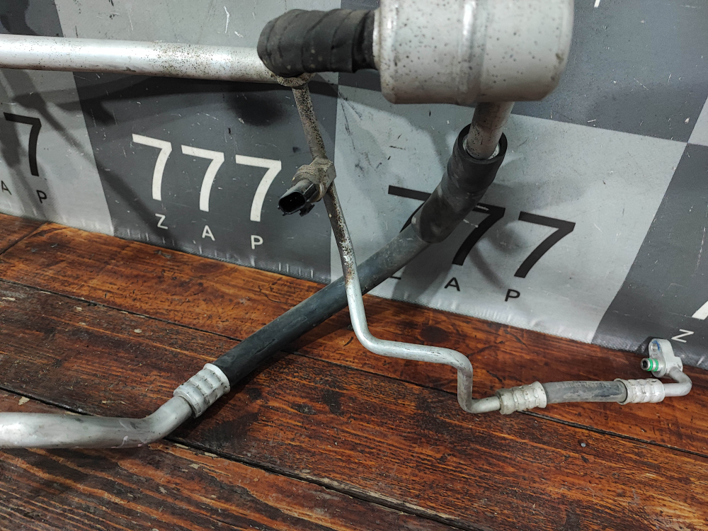 Трубка кондиционера Chery Tiggo 8 Pro Max 22-нв Б/У Оригинал 301000932AA