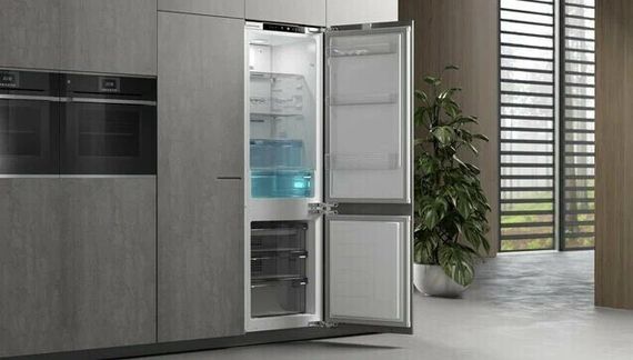 Встраиваемый холодильник Kuppersbusch FKG 8540.0i