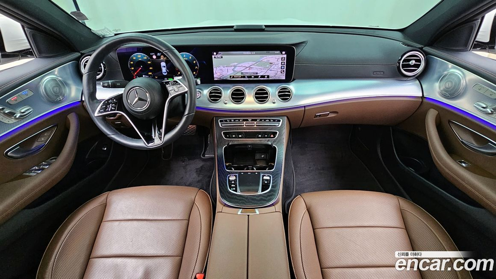 Mercedes-Benz E-Class W213 E350 4MATIC Avangarde (01.2021)