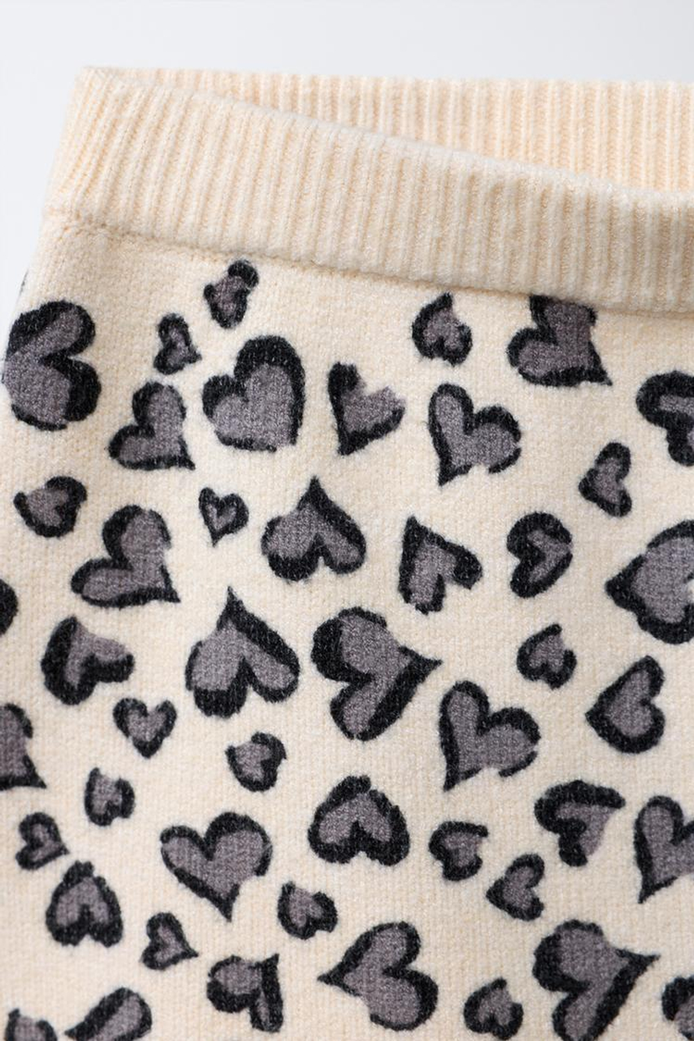 ZARA ТРИКОТАЖНАЯ ЮБКА С СЕРДЕЧКАМИ, ЭКРЮ МЕЛАНЖ