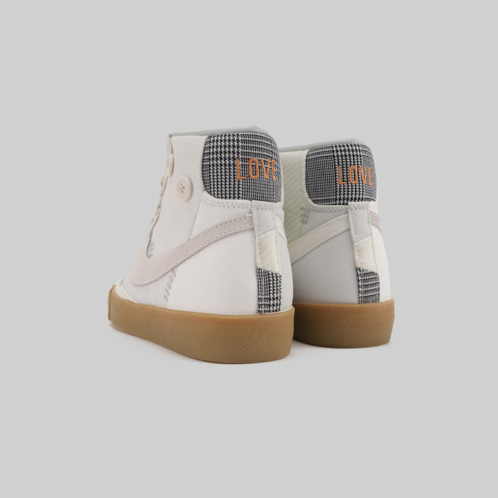 Кроссовки Nike Blazer Mid '77 Voodoo Doll артикул:DQ5081-119 - купить в магазине Дайс