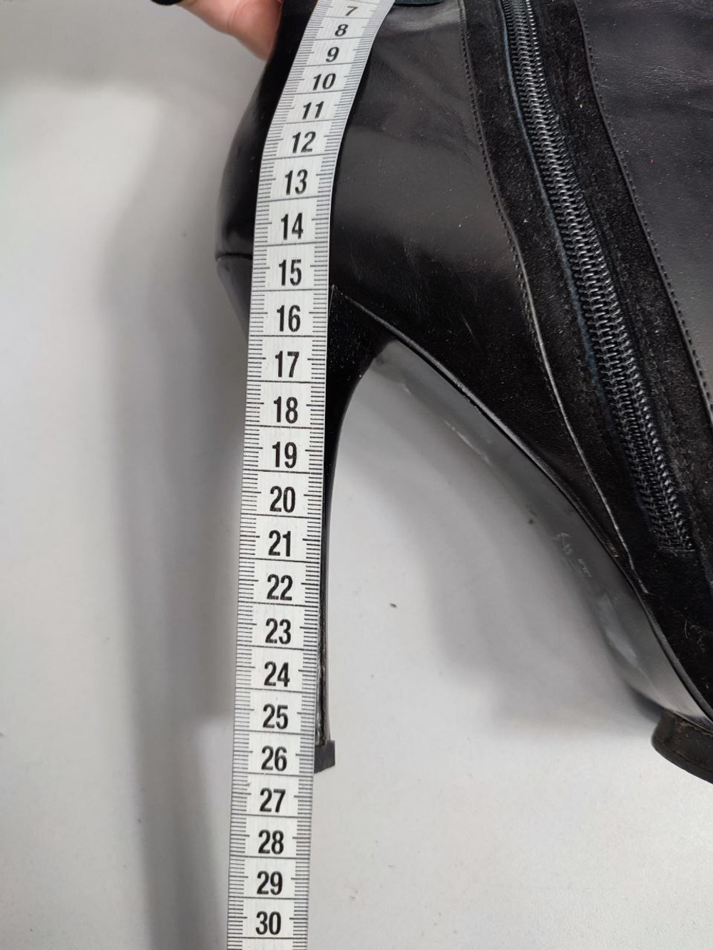 Полусапоги кожаные на каблуке 39 размер