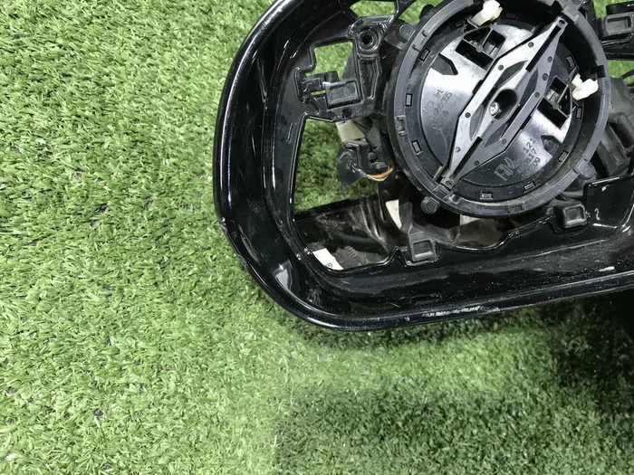 Зеркало левое Mercedes E C238 (2016-2023) 18 конт.