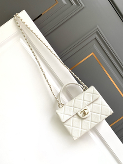Chanel Bag 21 cm