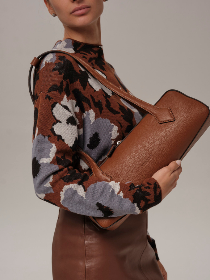 Сумка женская багет на плечо коричневая