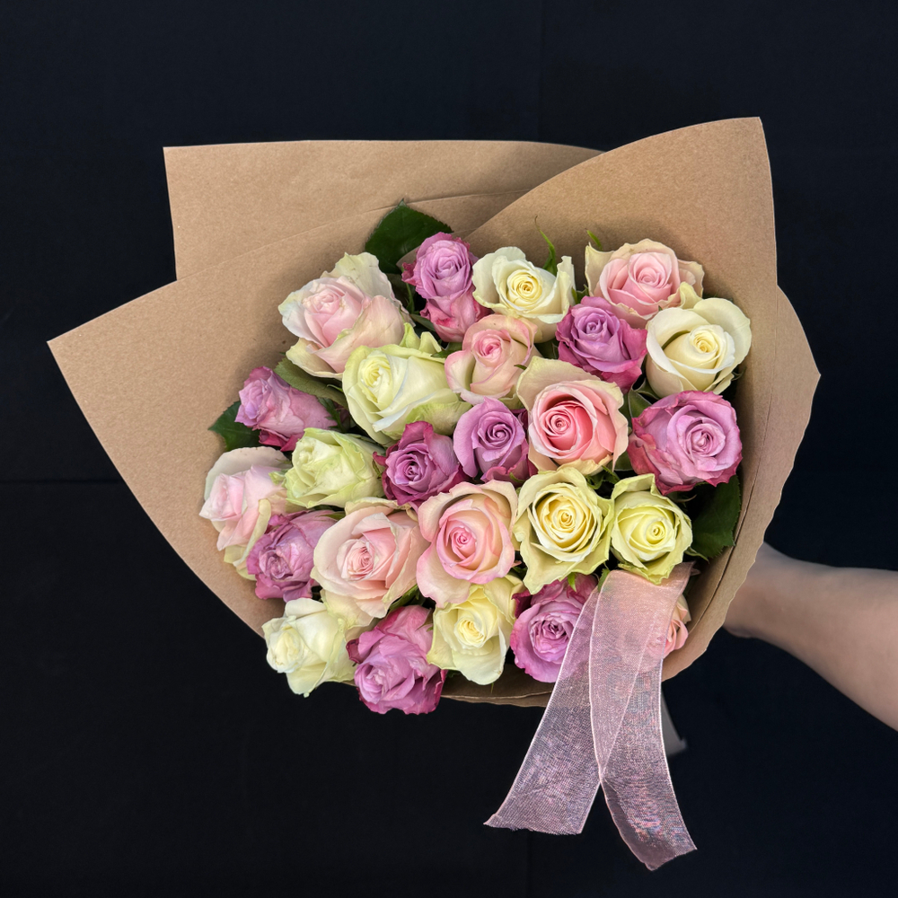 Букет нежный из 25 кенийских роз