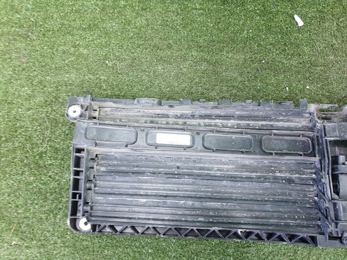 Воздуховод радиатора Mercedes S W223 (2020-н.в.)