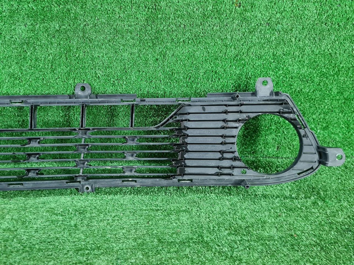 Решетка переднего бампера Kia Cerato 4 (2018-2021)