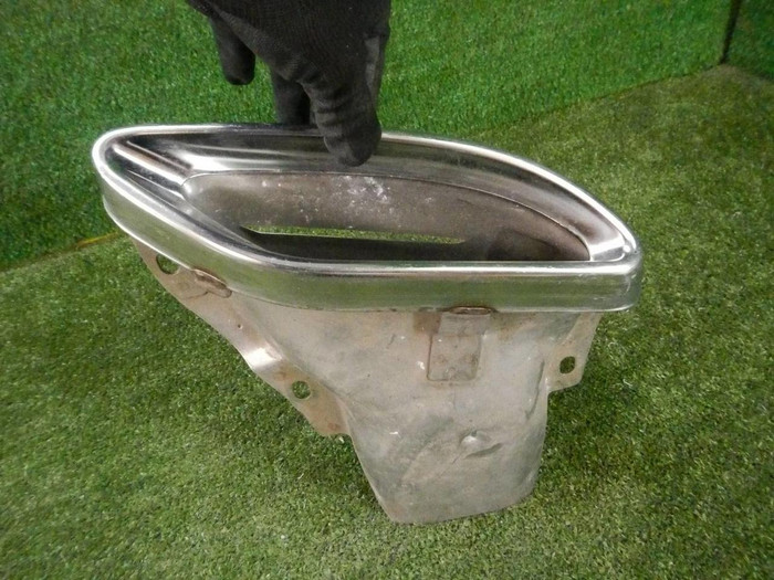 Насадка глушителя правая Mercedes E W213 (2016-2021)