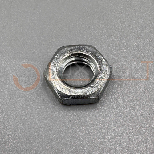 Гайка М10х1,5 (низкая)