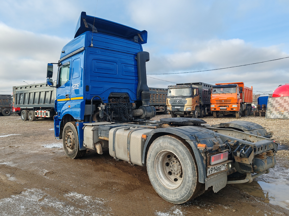 КамАЗ 5490 4x2 Седельный тягач 5490-S5 (Дизельный, 12,0 л, 401 л.с., МТ)
