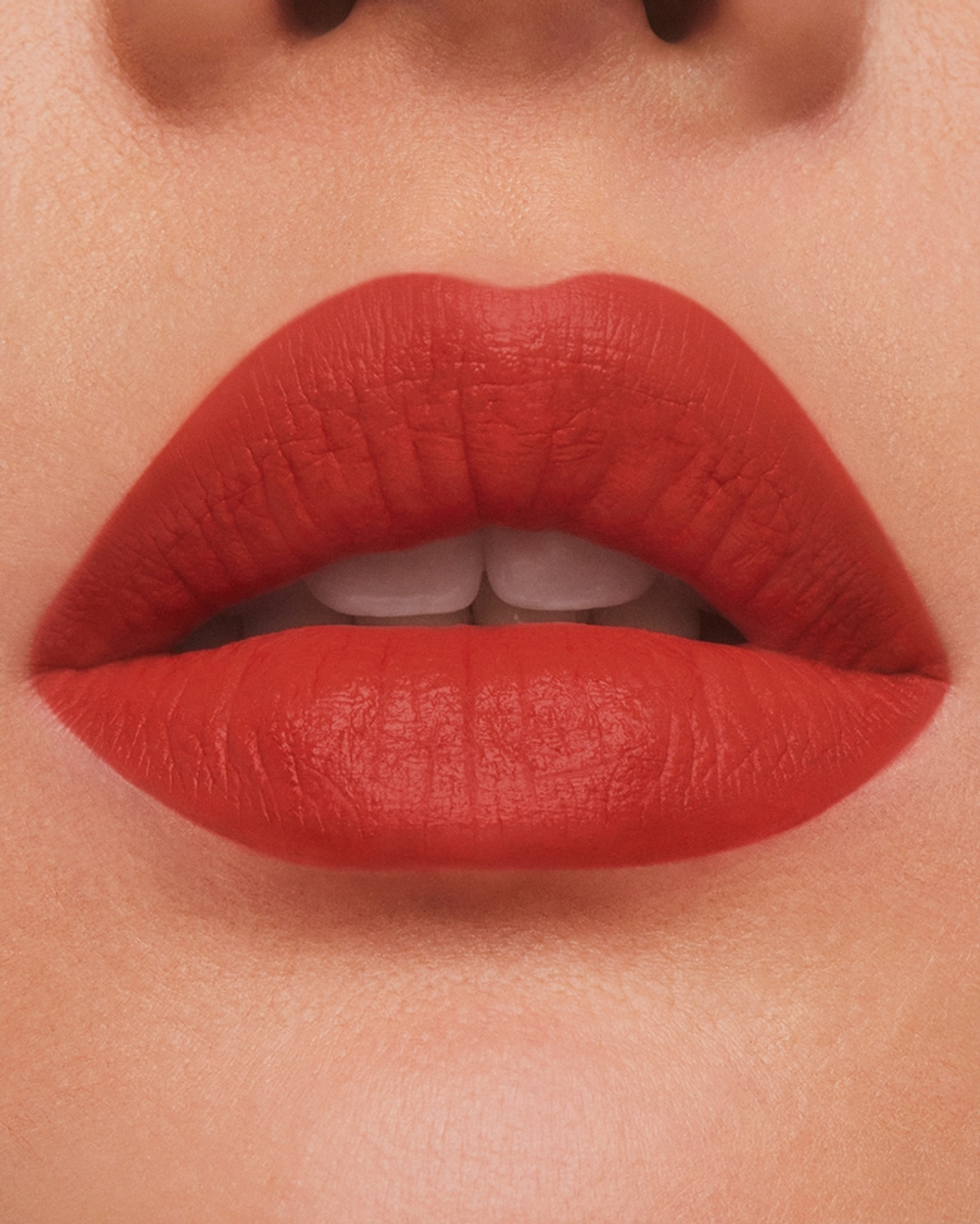 Estee Lauder Pure Color Matte Lipstick - Трендовая помада с матовым эффектом оттенок Captivated, 3 g