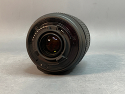 Nikon 18-135mm f/3.5-5.6G ED-IF AF-S DX Zoom-Nikkor