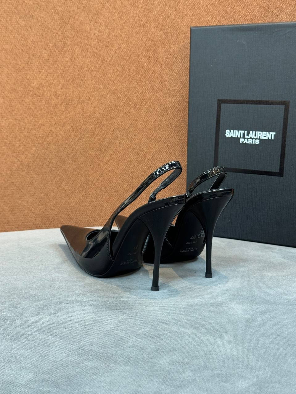 Туфли Yves Saint Laurent