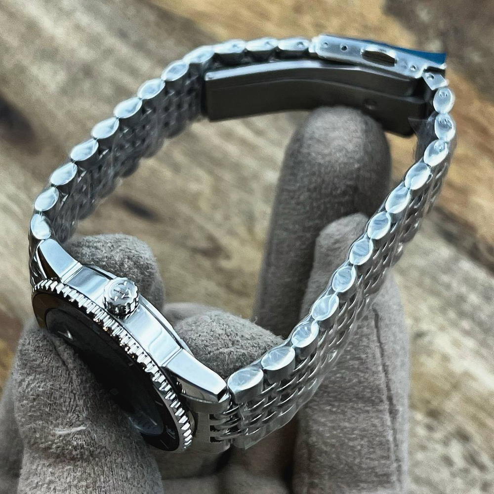 Часы Rado