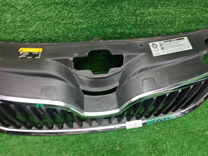 Решетка радиатора Skoda Rapid 1 (2012-2020)