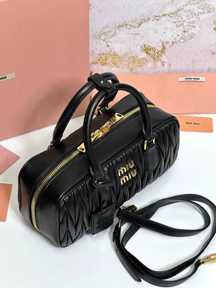 Сумка MIU MIU Arcadie matelassé из кожи наппа, черный