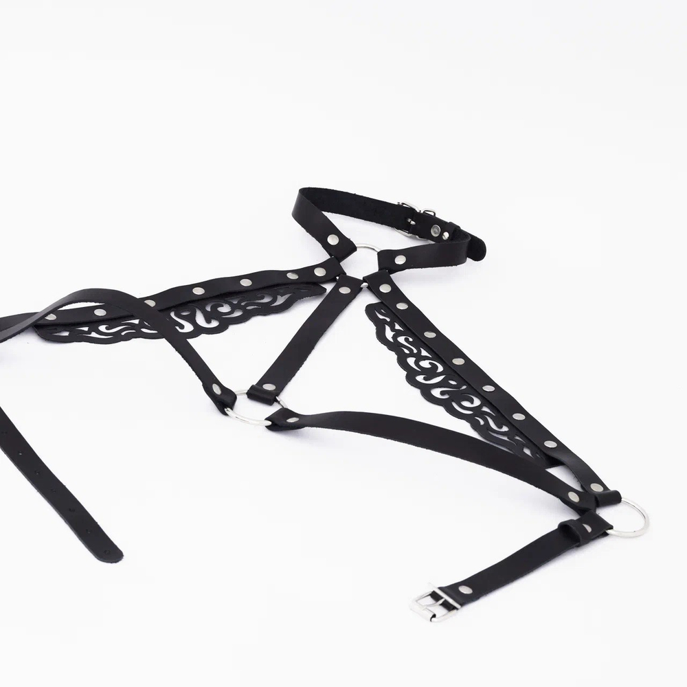 Crazy Handmade - Резная портупея