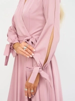 Платье с пышной юбкой