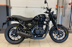 Royal Enfield 350 Hunter (Rebel Black)