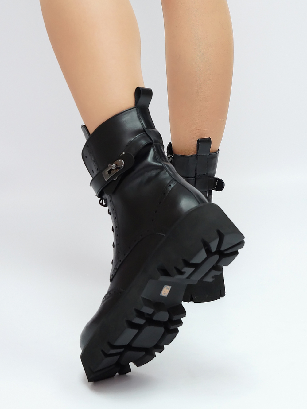 Ботинки женские зимние