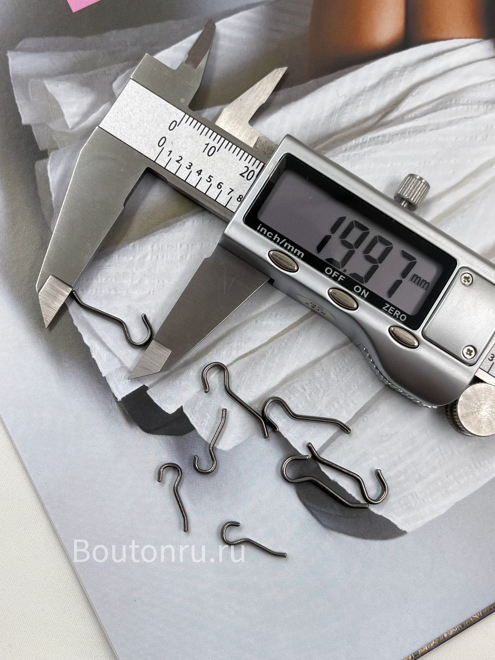 Язычок для пряжки графит