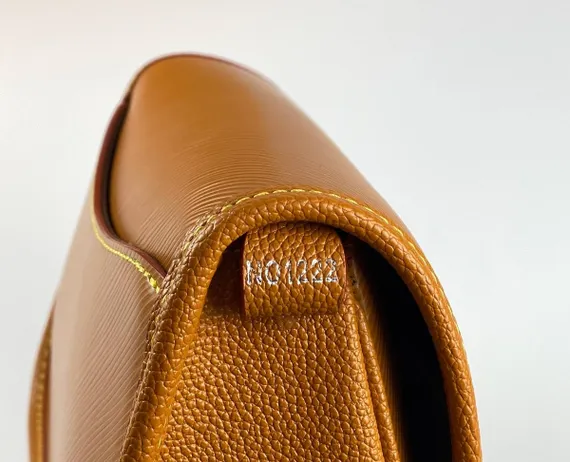 Сумка Louis Vuitton Buci коричневый