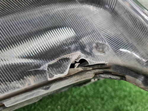 Битая Фара левая Kia Rio 4 (2020-н.в.) галоген