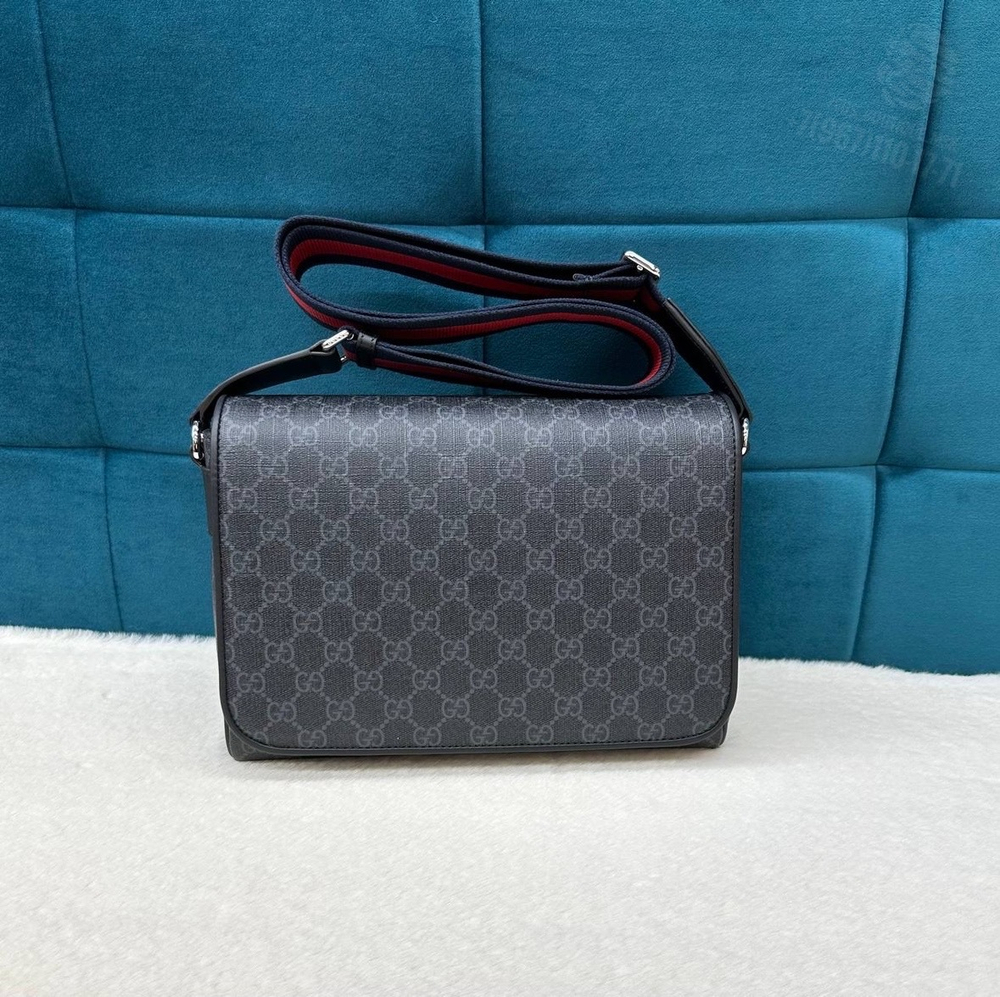 Мессенджер-Сумка через плечо Gucci