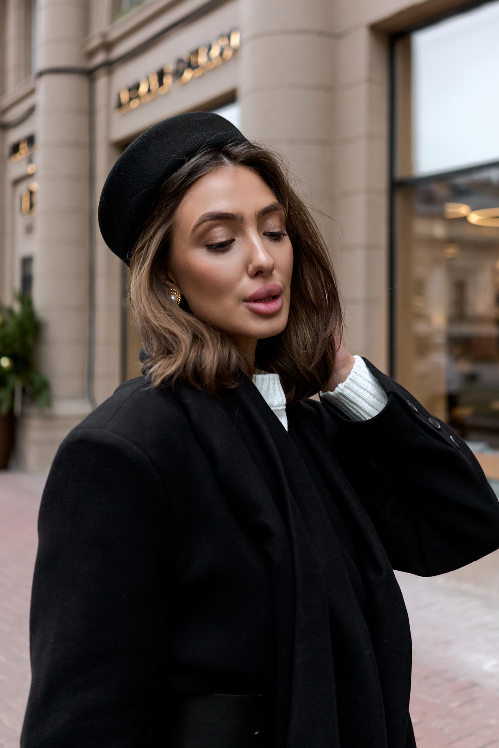 Таблетка в черном цвете