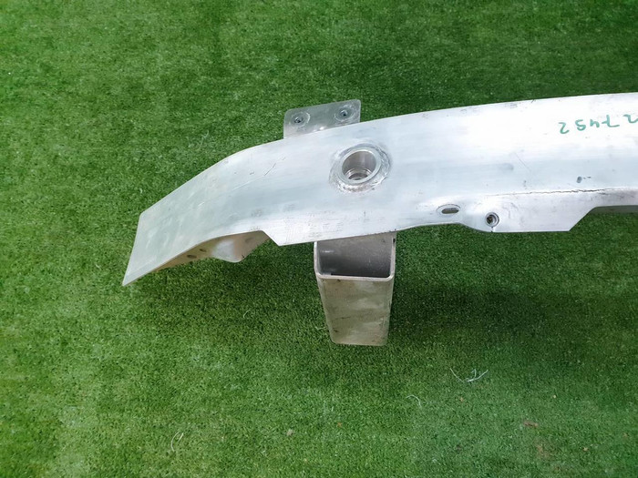 Усилитель передний BMW 3er G20 (2018-н.в.)