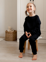 Свитшот оверсайз Mjölk Black