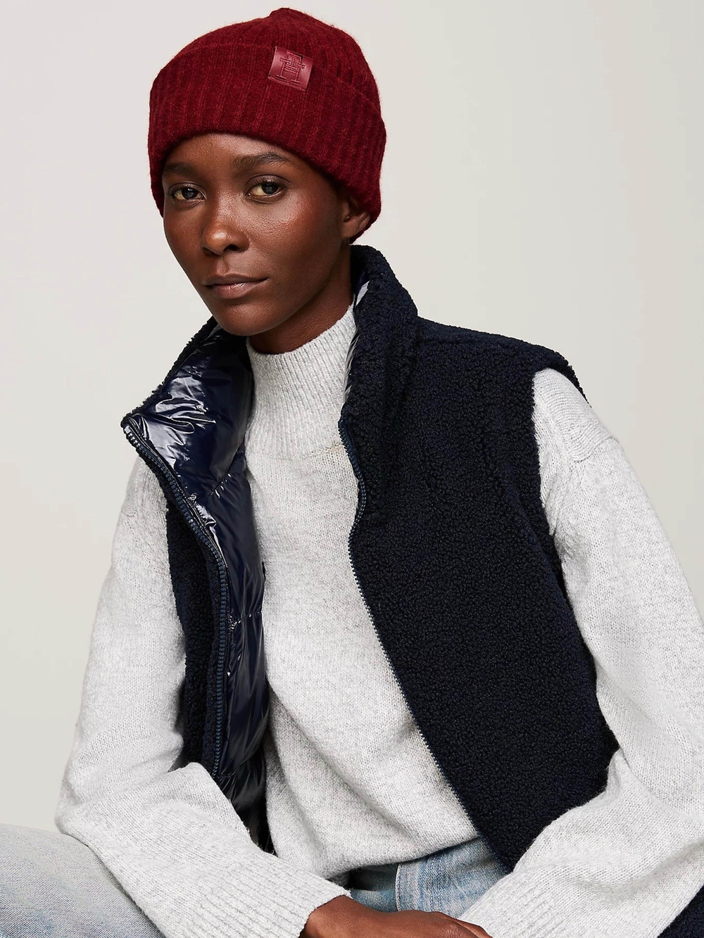 Шапка женская TOMMY HILFIGER