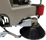 Машина подметальная Bennett Tornado T700BD с местом оператора BNT93020