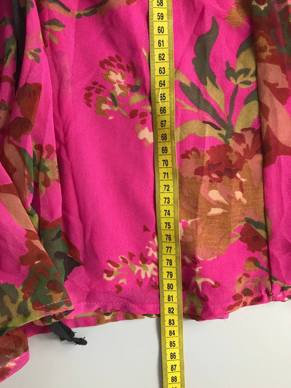 Платье Asos яркого цвета, маркировка 36, визуально 42 размер