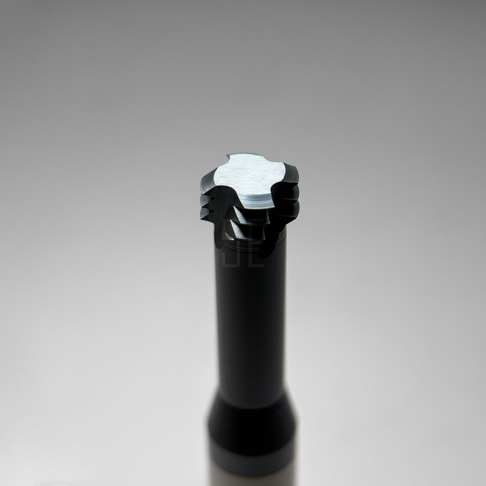 8121 M12*1.75 Резьбофреза