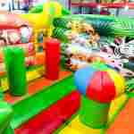 Коммерческий надувной батут «Сафари-экскурсия» 4x3.5x2,5 м