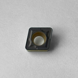 CCMT060208-UM FE1225  Пластина токарная