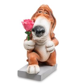RV-910 Статуэтка Собака Бассет-хаунд «Цветы для прекрасной Леди» (W.Stratford)