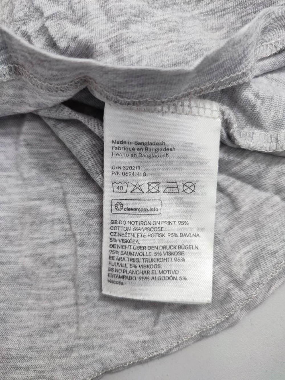 Футболка H&M с принтом 42 размер