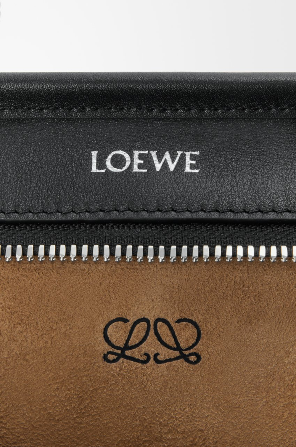 Loewe Маленькая сумка Amazona 180 из мягкой телячьей кожи, черный