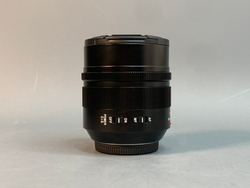 Panasonic Nocticron 42.5mm f/1.2 Asph DG O.I.S.