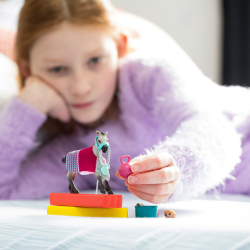 Schleich - Играющий жеребенок 42534