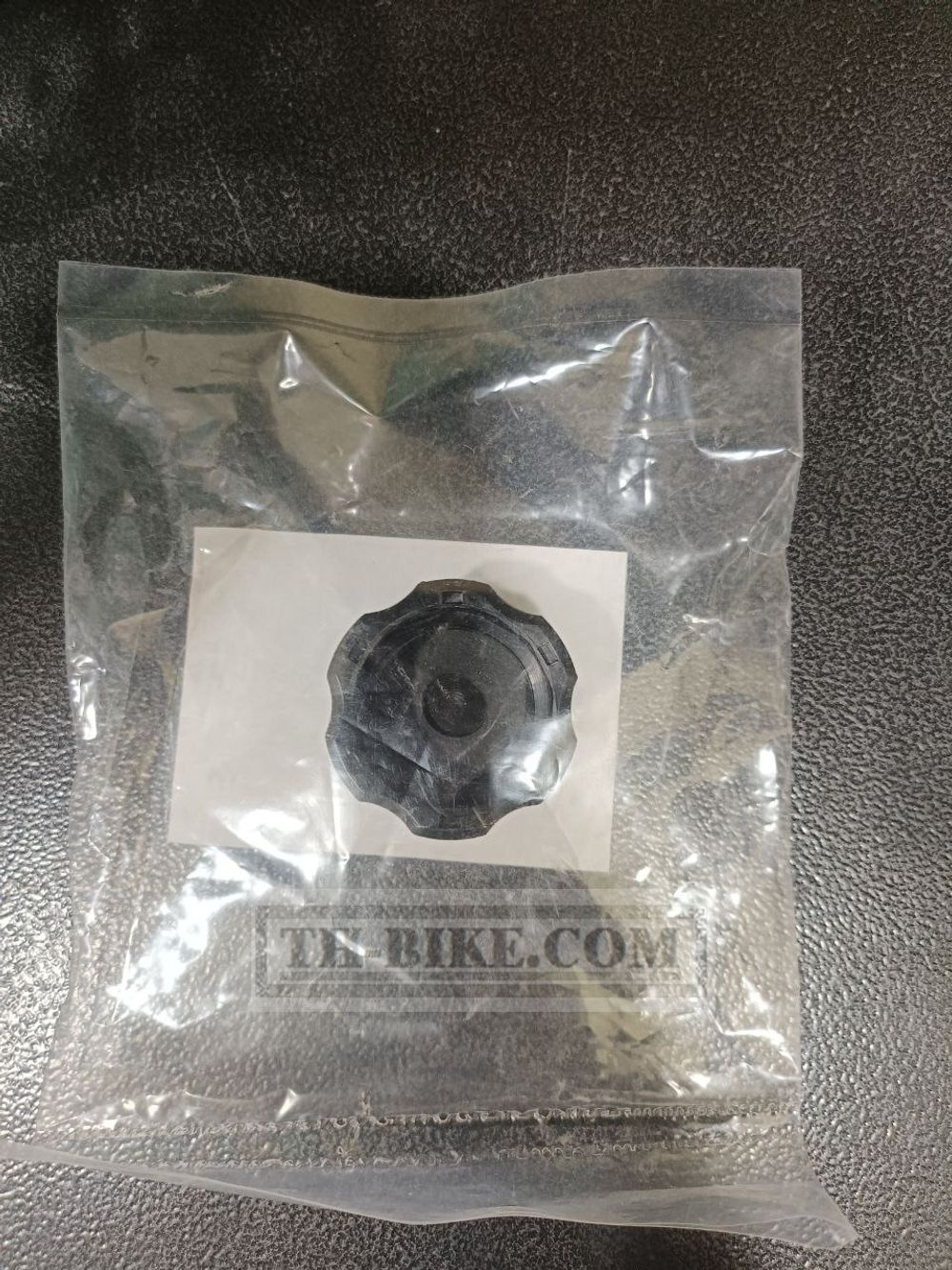 19105-KZZ-900. CAP ASSY., RESERVE TANK