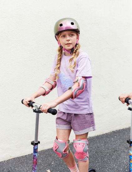 Шлем Micro - Неохром розовый (S) BOX