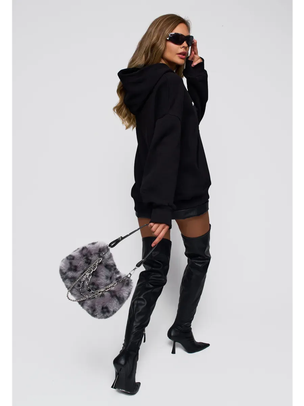Худи MILLENNIALS BLACK