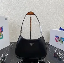 Сумка Prada Cleo, черный